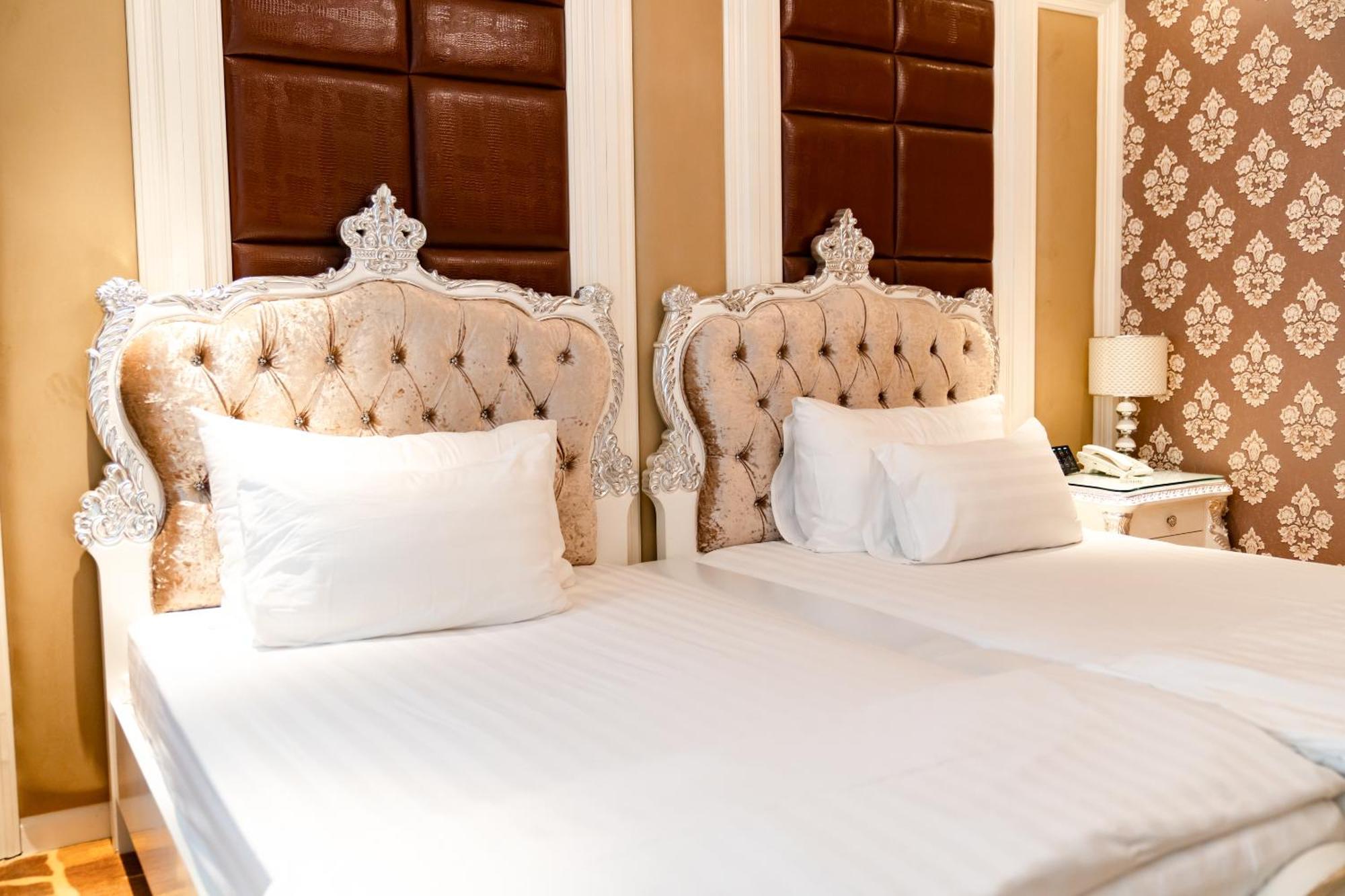 Hoang Trieu Hotel Хошимин Екстериор снимка