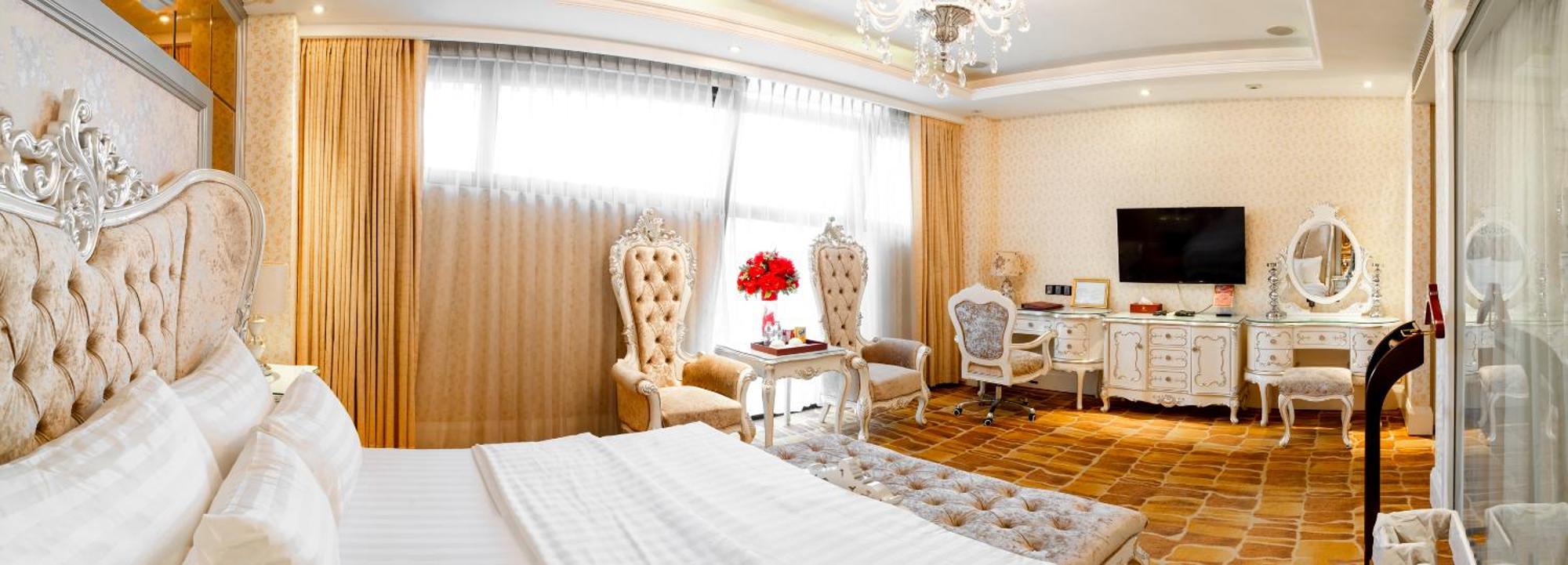 Hoang Trieu Hotel Хошимин Екстериор снимка